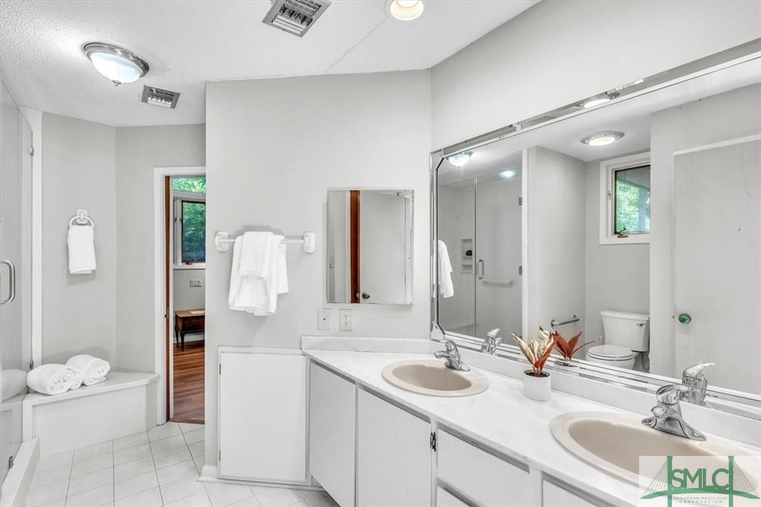 11 Fat Friars Retreat