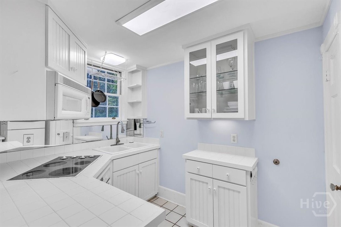 415 Price Street C