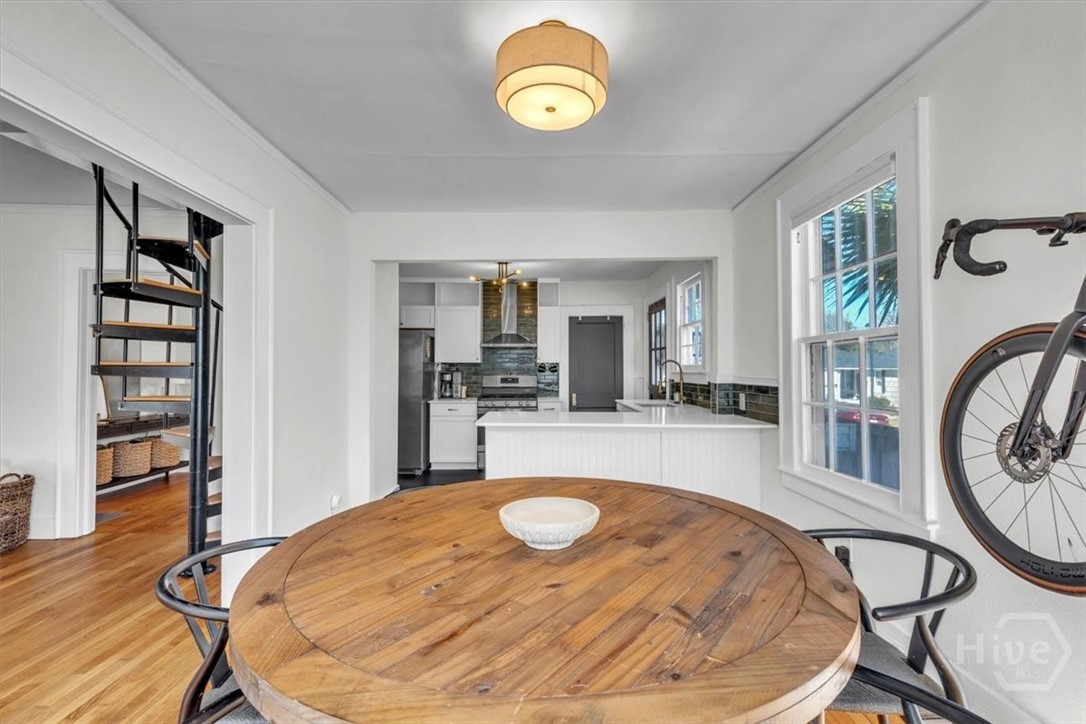 501 Atkinson