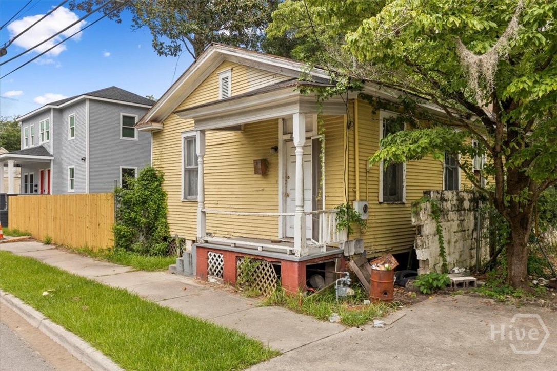 2121 Harden Street