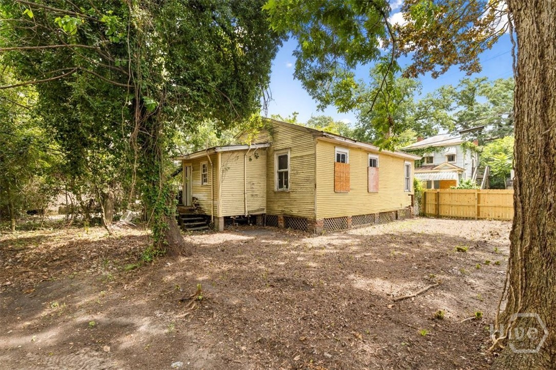 2121 Harden Street