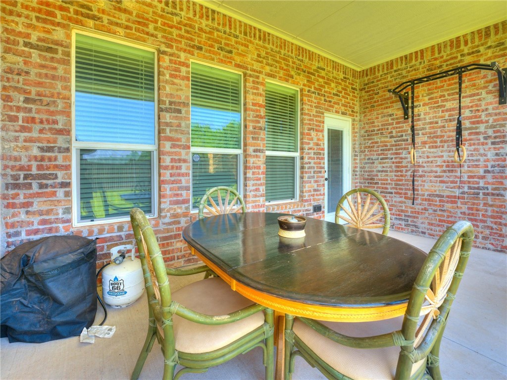 12013 SW 45th Terrace