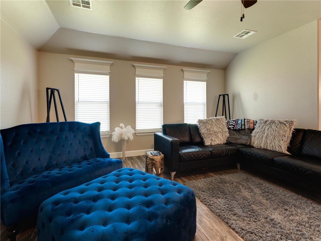 12013 SW 45th Terrace