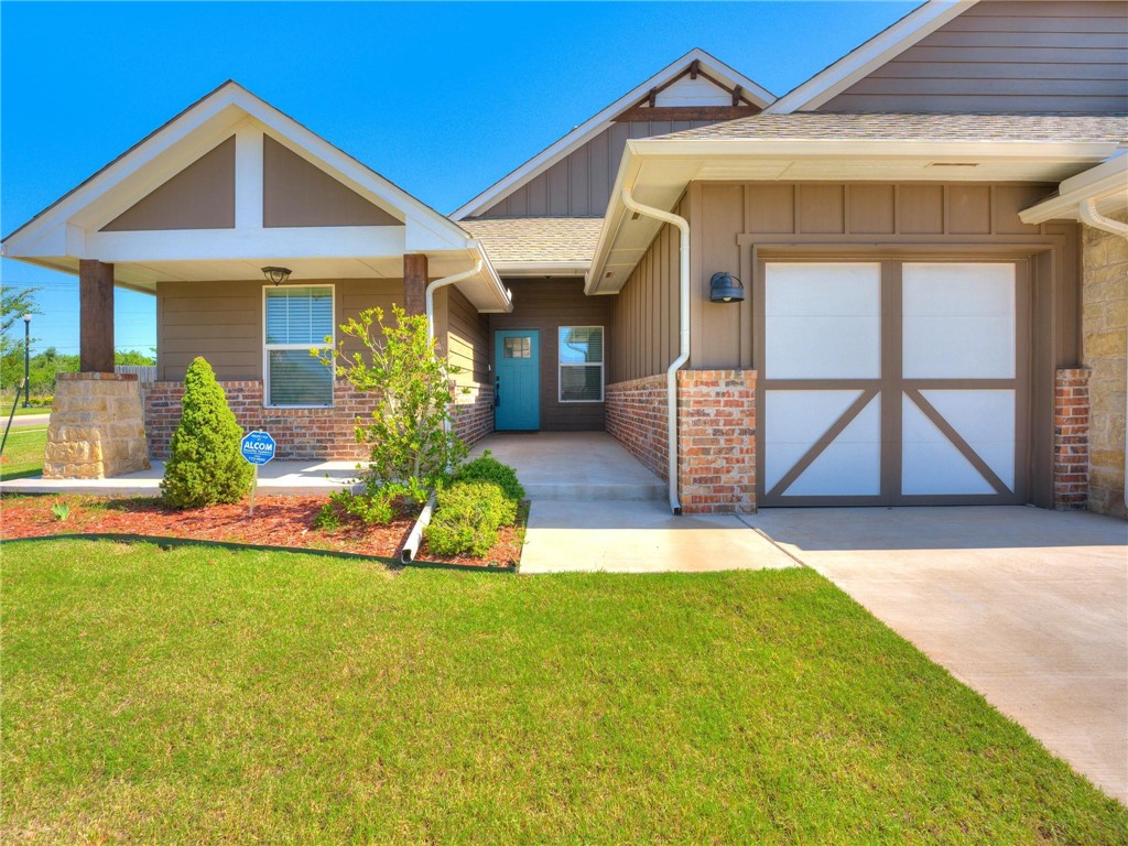 12013 SW 45th Terrace