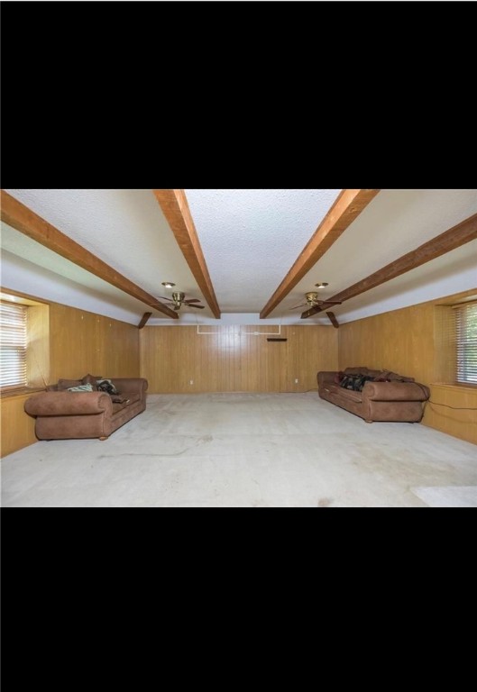 8213 Golden Oaks Road