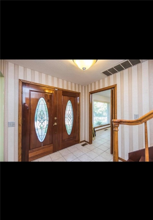 8213 Golden Oaks Road
