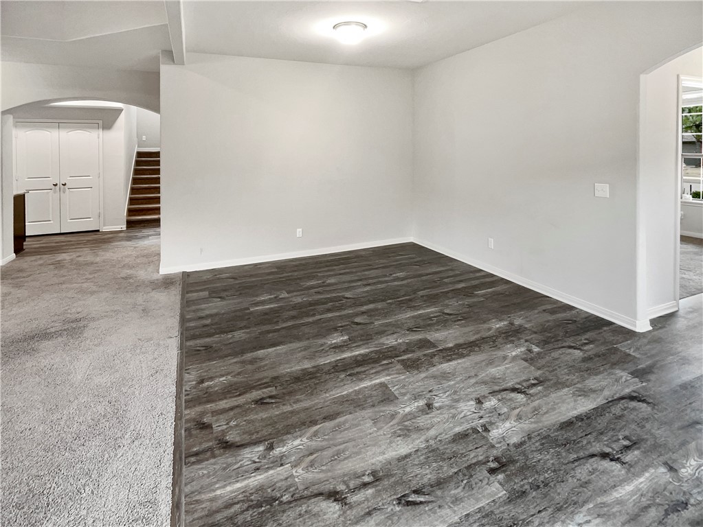 408 E Mobile Terrace
