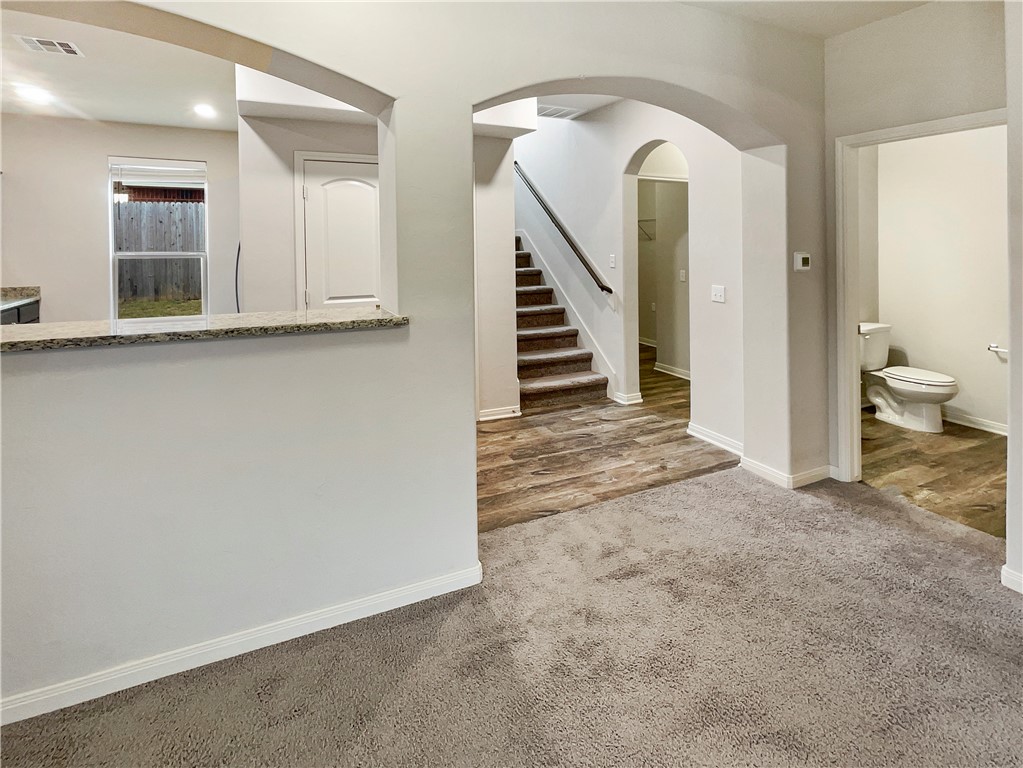 408 E Mobile Terrace