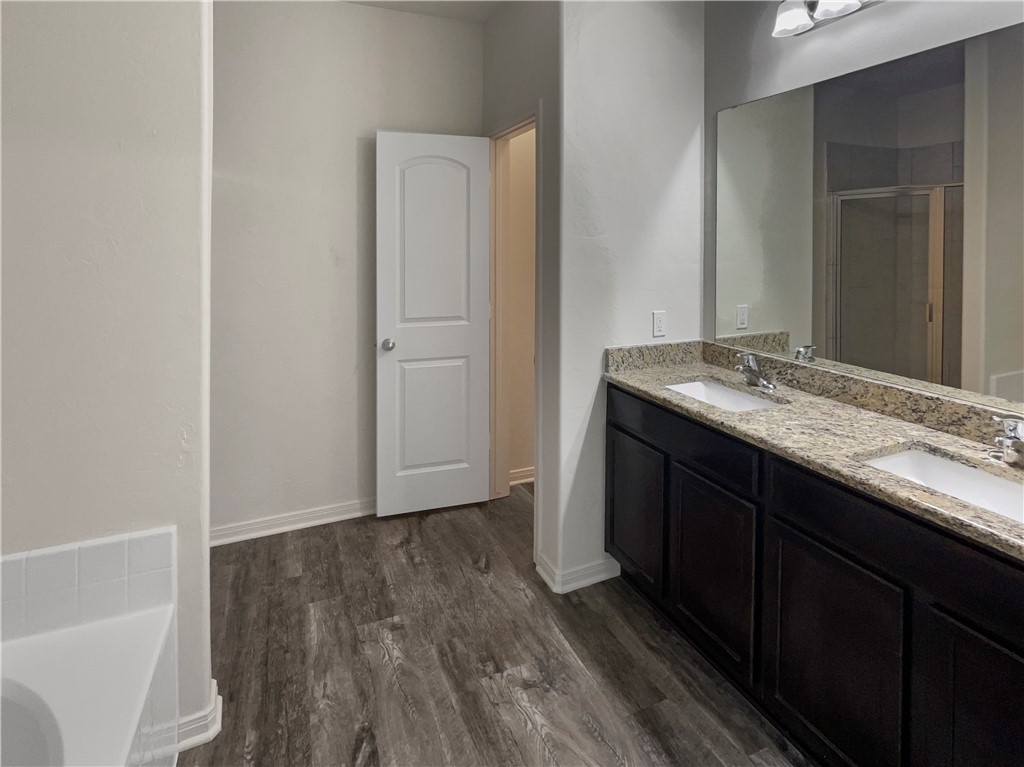 408 E Mobile Terrace