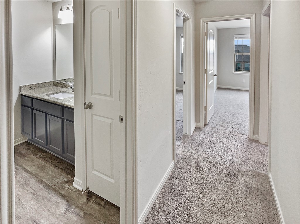 408 E Mobile Terrace