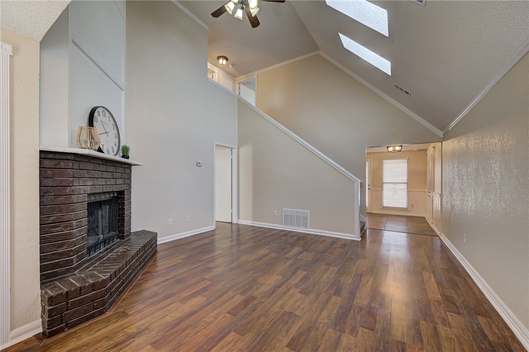 2139 Parkview Drive