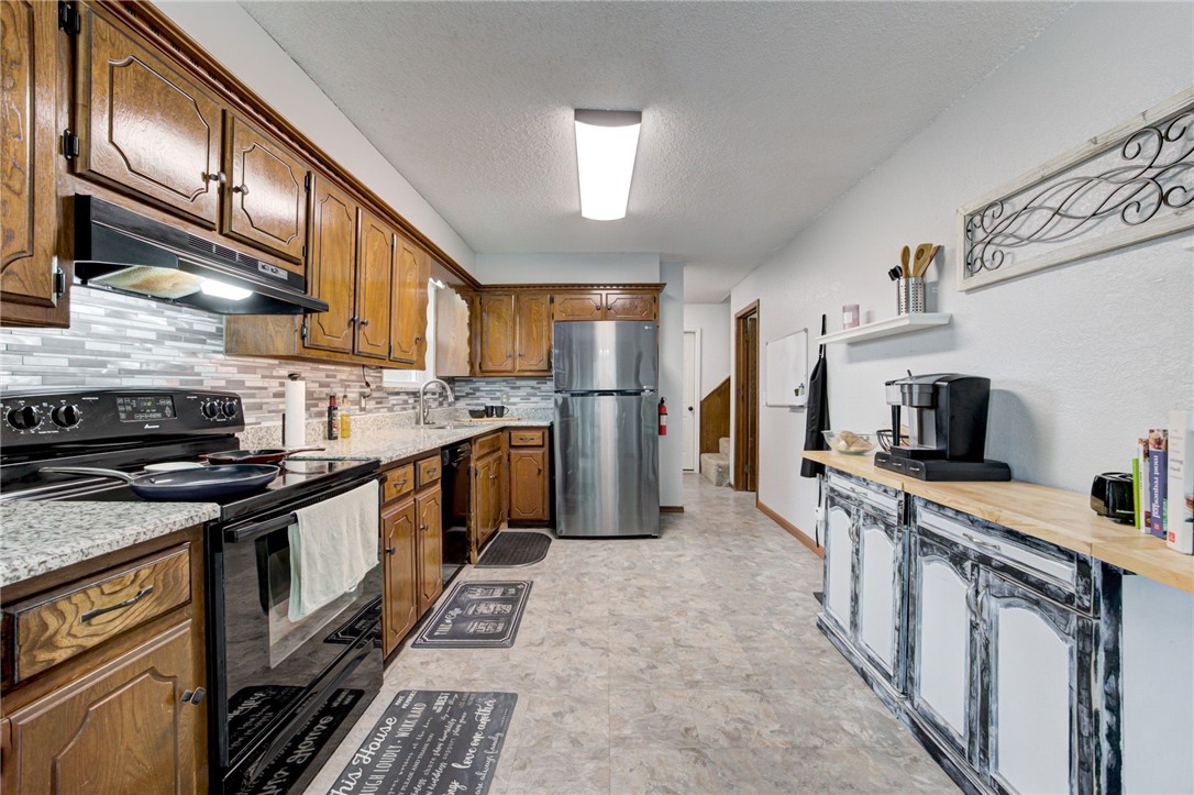 1125 W Windsor Way