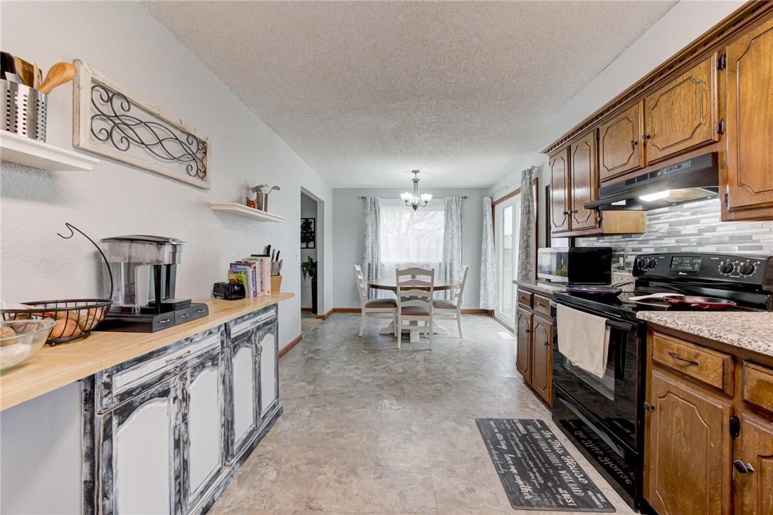 1125 W Windsor Way