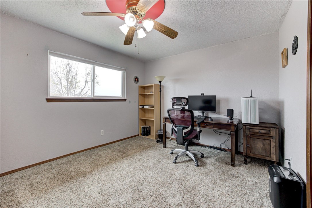1125 W Windsor Way