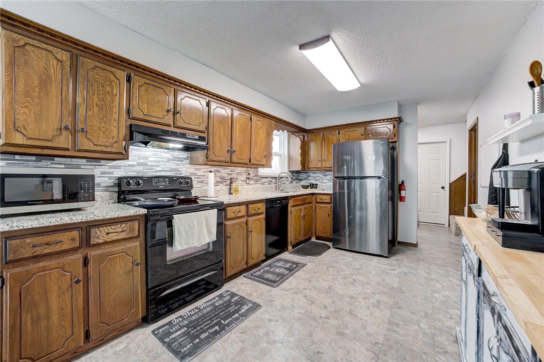1125 W Windsor Way
