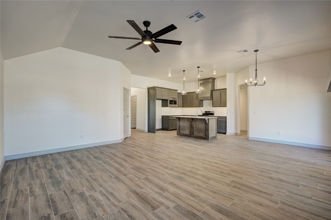 9101 Anaum Lane