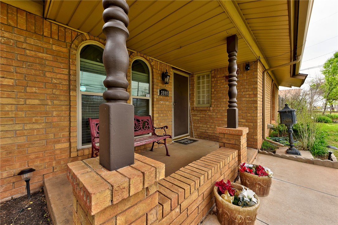 3808 Vickie Drive