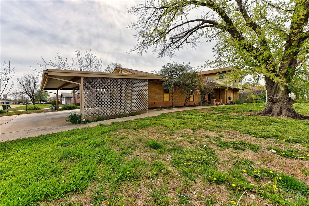 3808 Vickie Drive