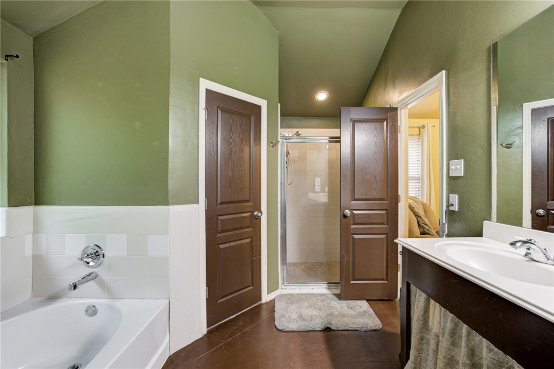 16401 Village Green Drive