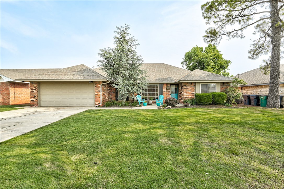 8213 NW 114th Street