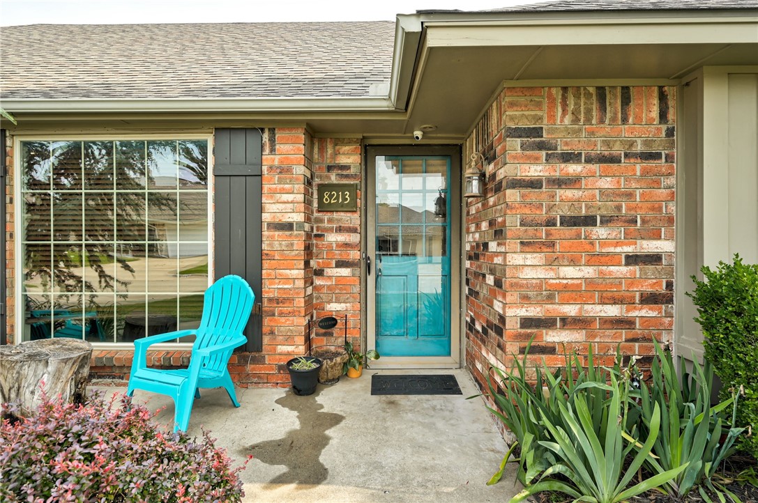 8213 NW 114th Street