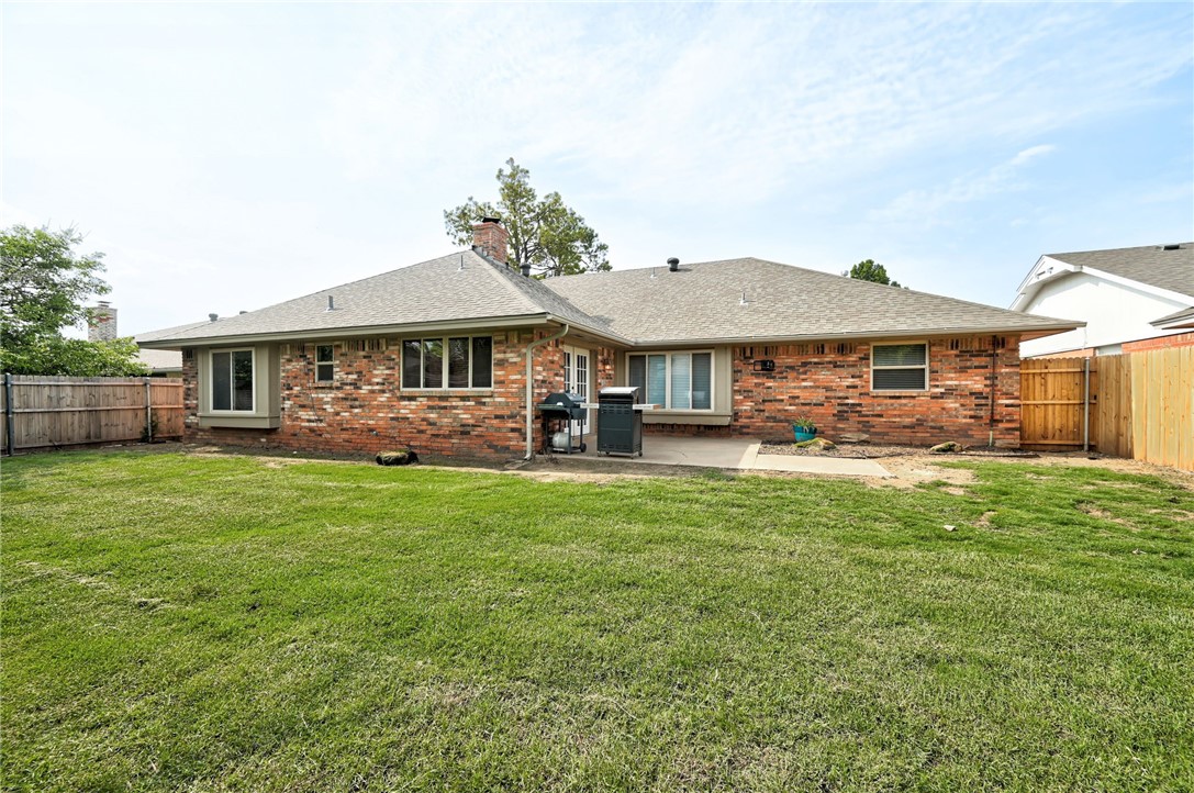 8213 NW 114th Street
