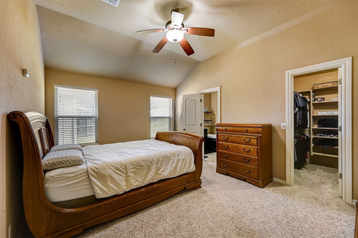 716 Heatherwood Court