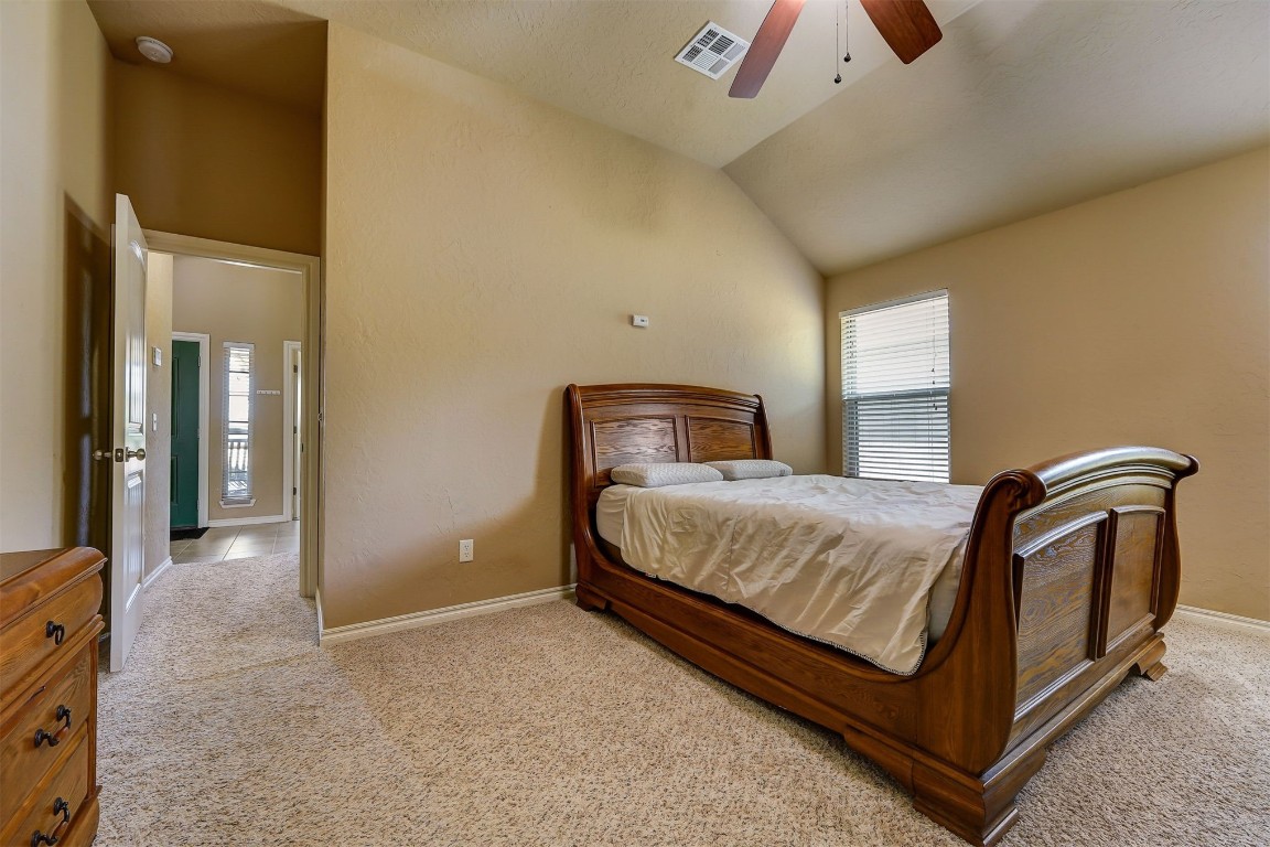 716 Heatherwood Court