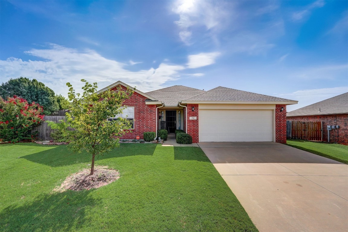 716 Heatherwood Court