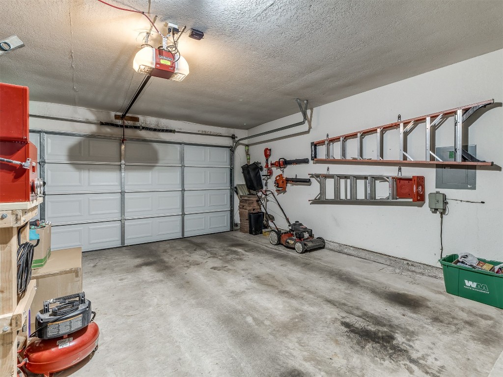 2812 Brompton Drive
