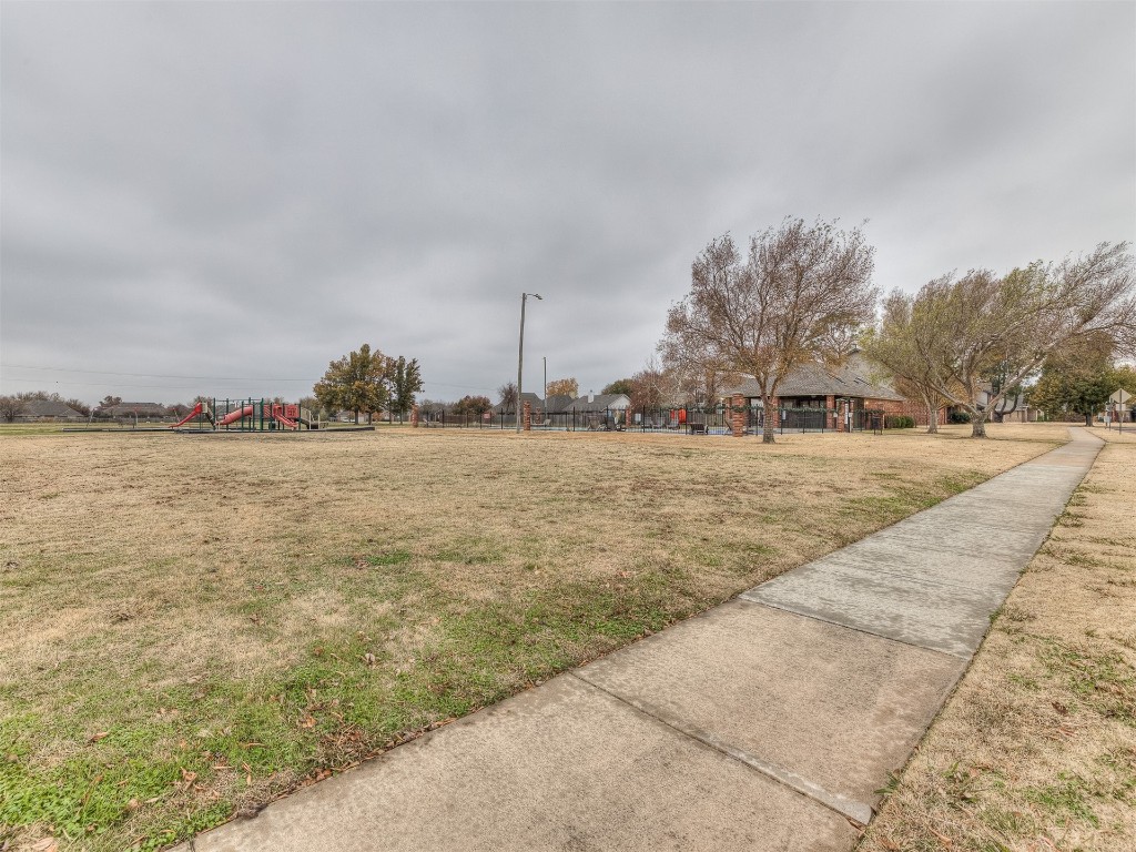 2812 Brompton Drive
