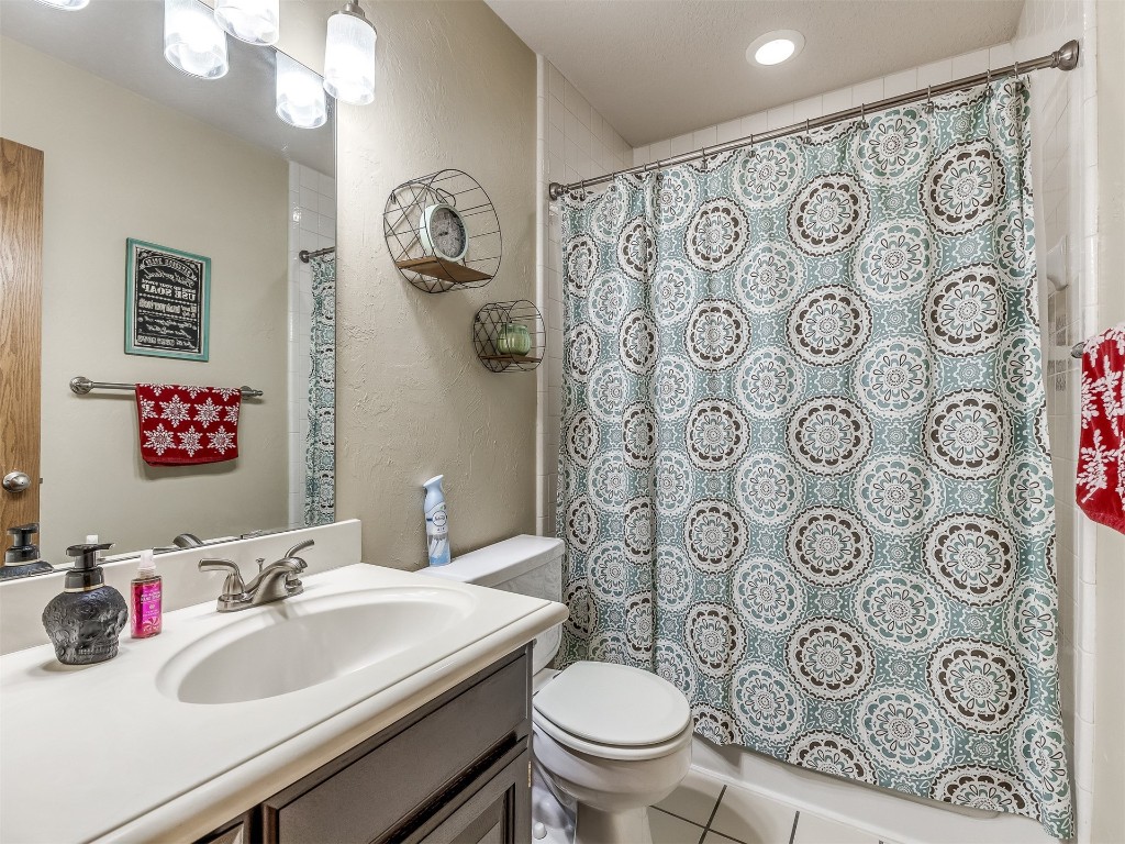 2812 Brompton Drive