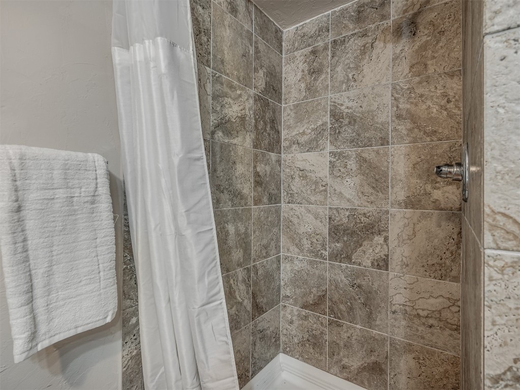 11550 N May Avenue Unit: F304