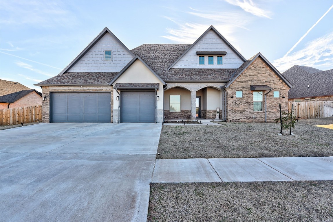 3900 Wedgewood Creek Drive