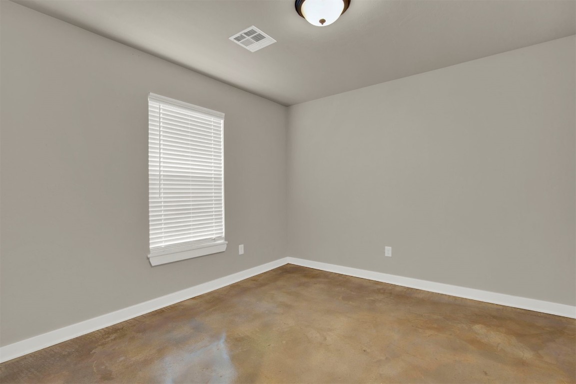 705 NE 38th Street