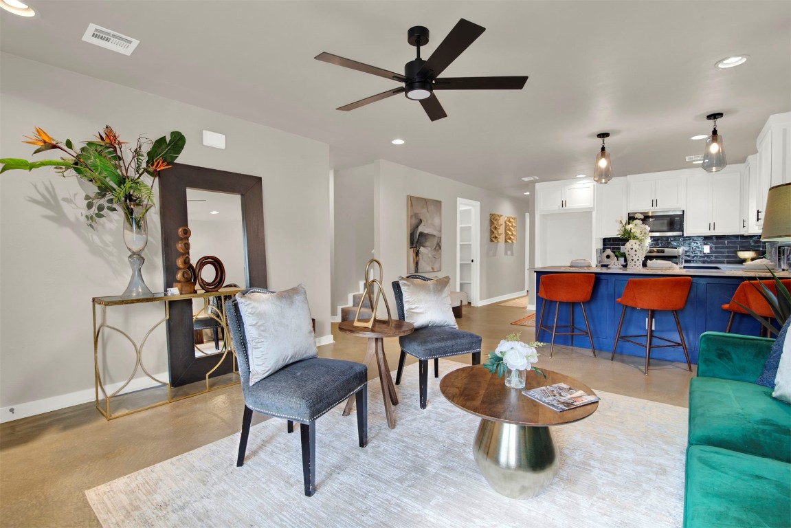 705 NE 38th Street