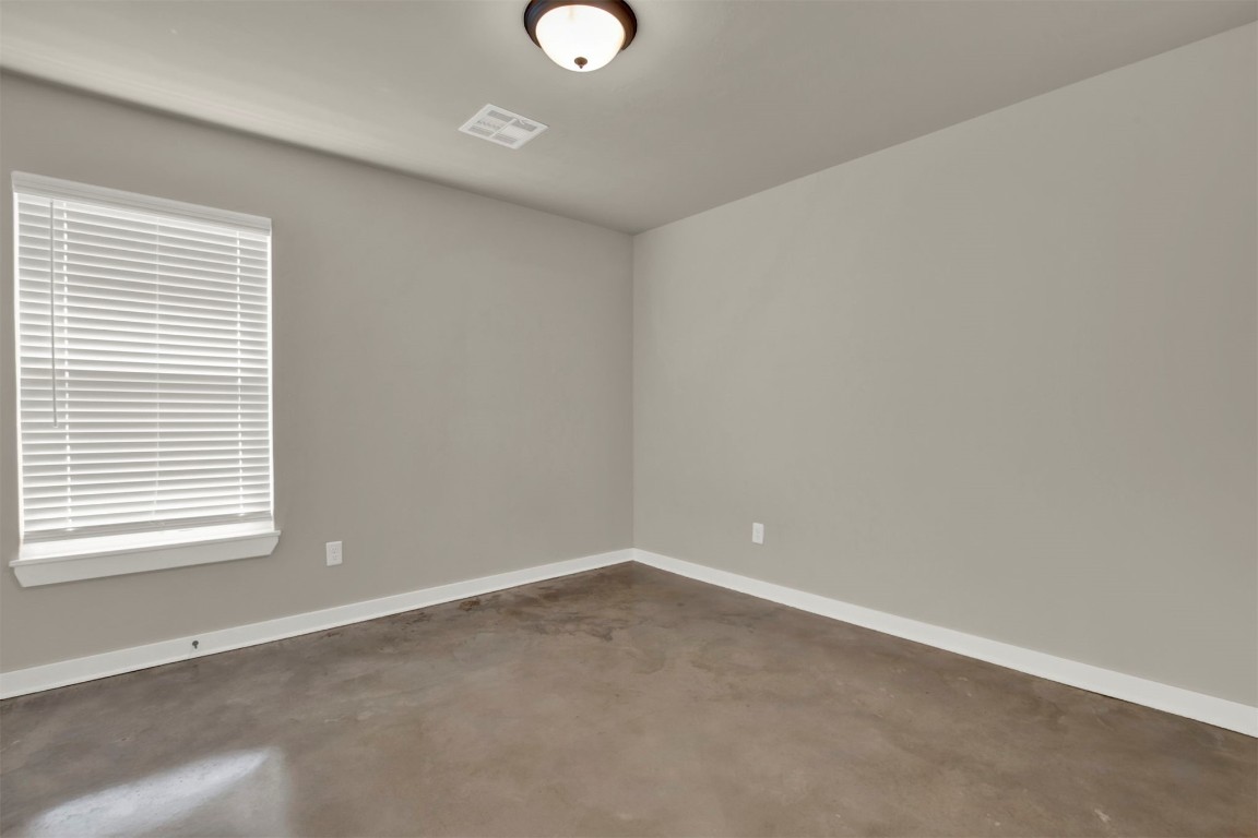 705 NE 38th Street