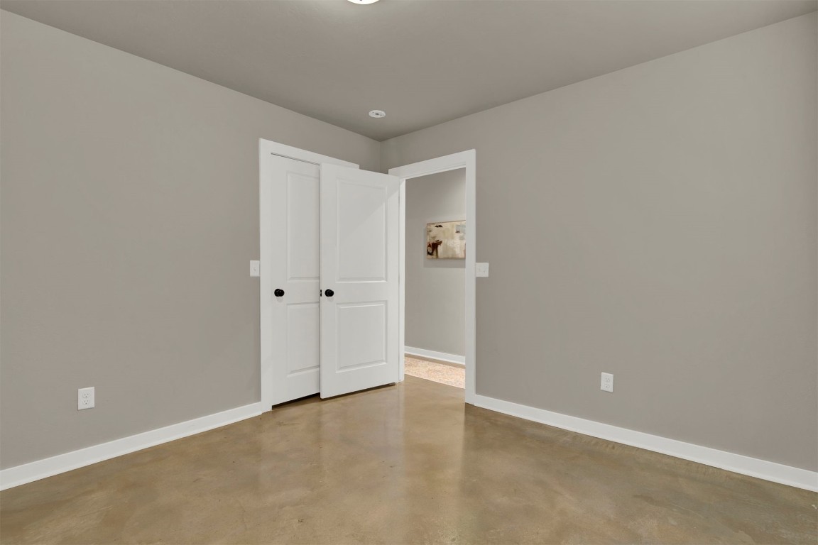 705 NE 38th Street