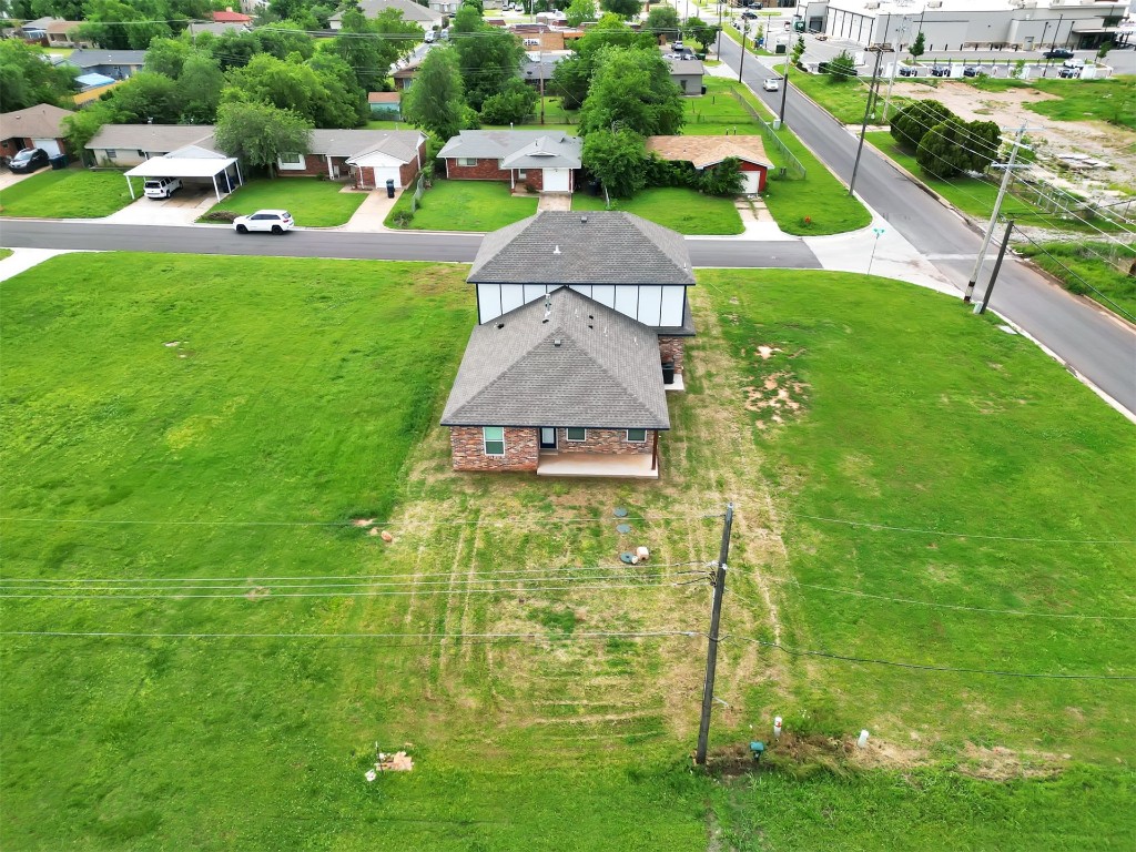 705 NE 38th Street