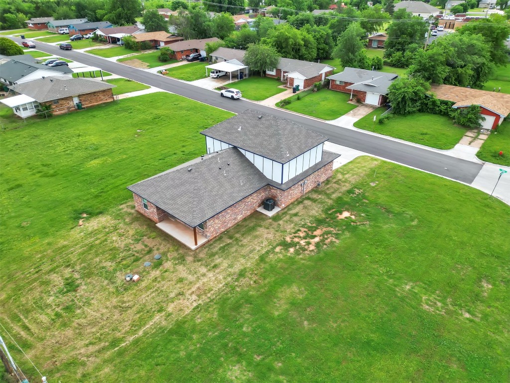 705 NE 38th Street