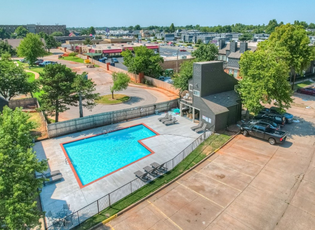 11540 N May Avenue 303E