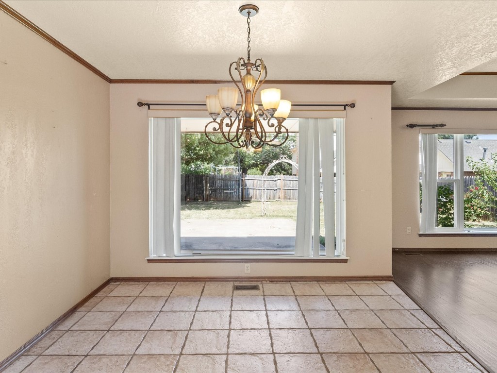 7405 NW 118th Street