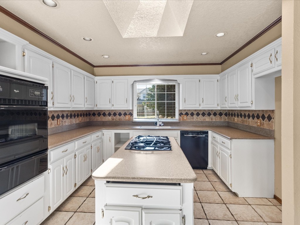 7405 NW 118th Street