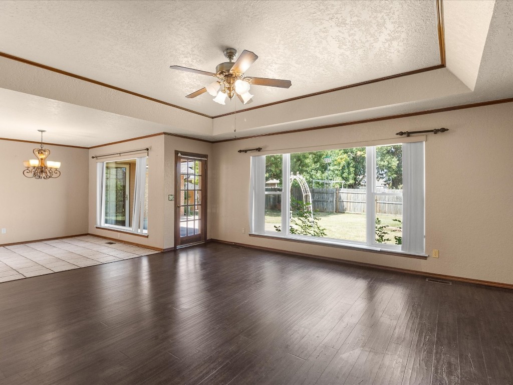 7405 NW 118th Street