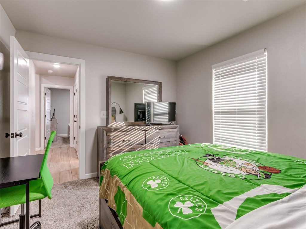 8921 SW 42nd Street