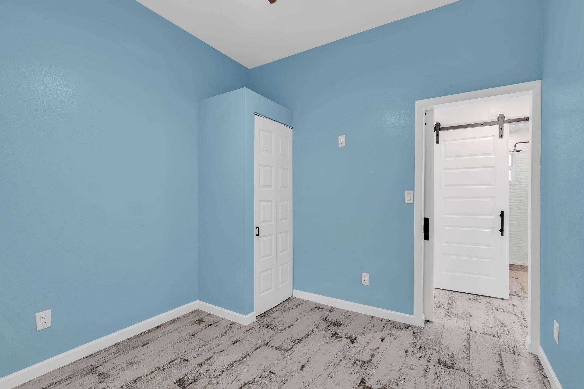 218 Lignumvitae Drive