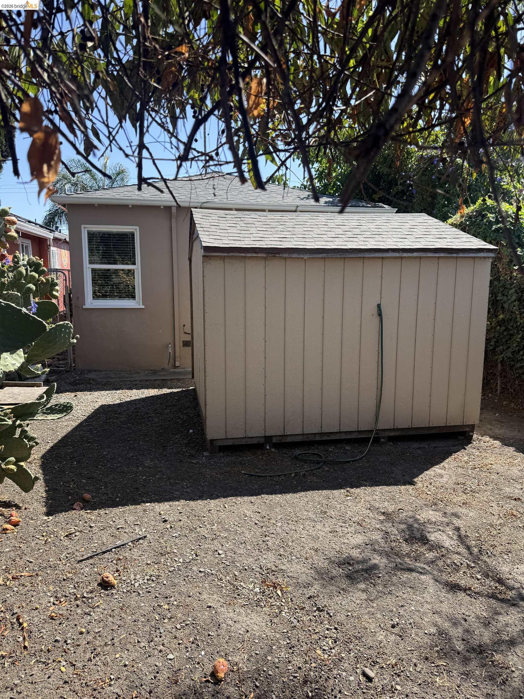 2111 100Th Ave
