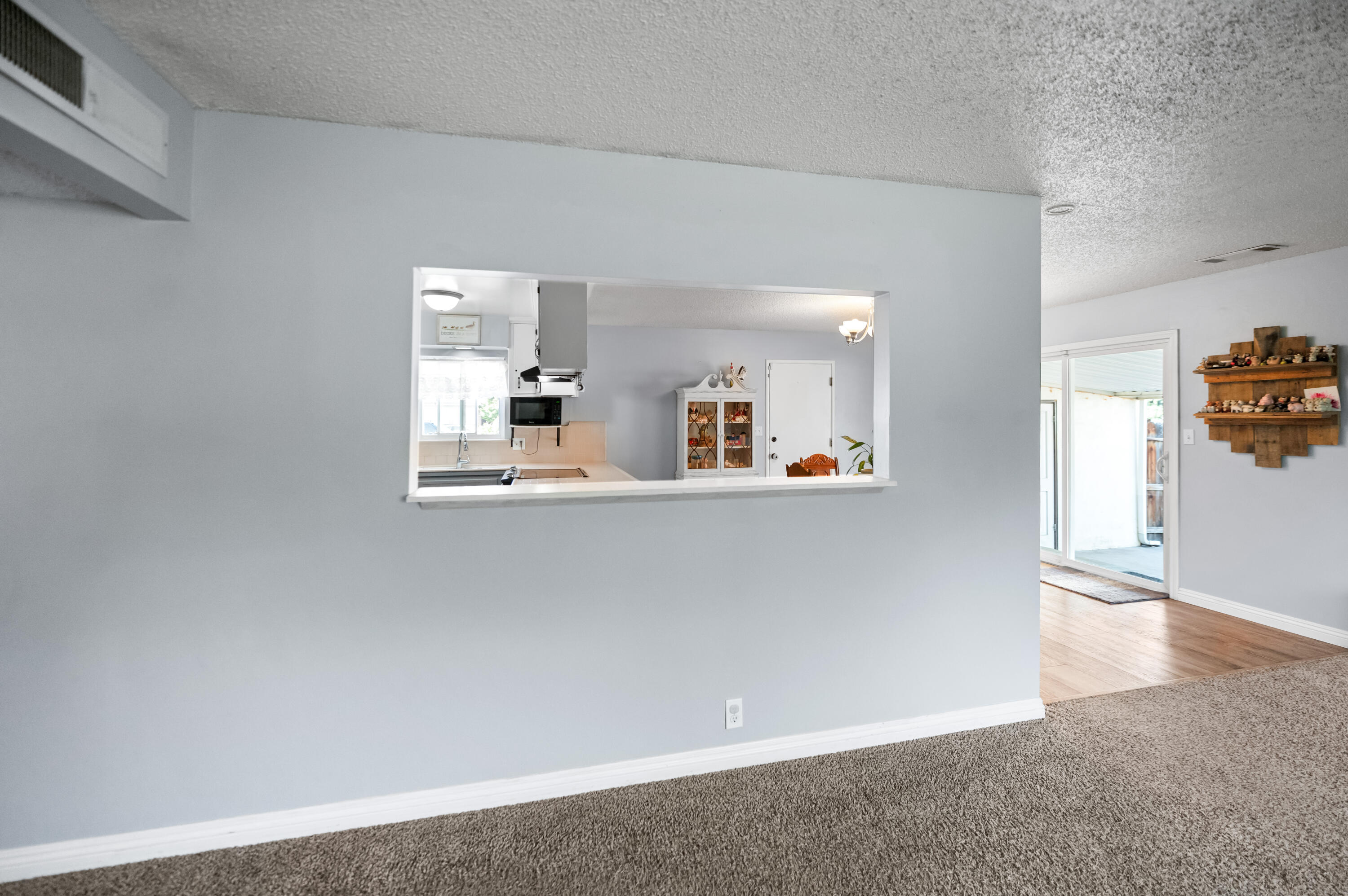 195 E Sandra Avenue