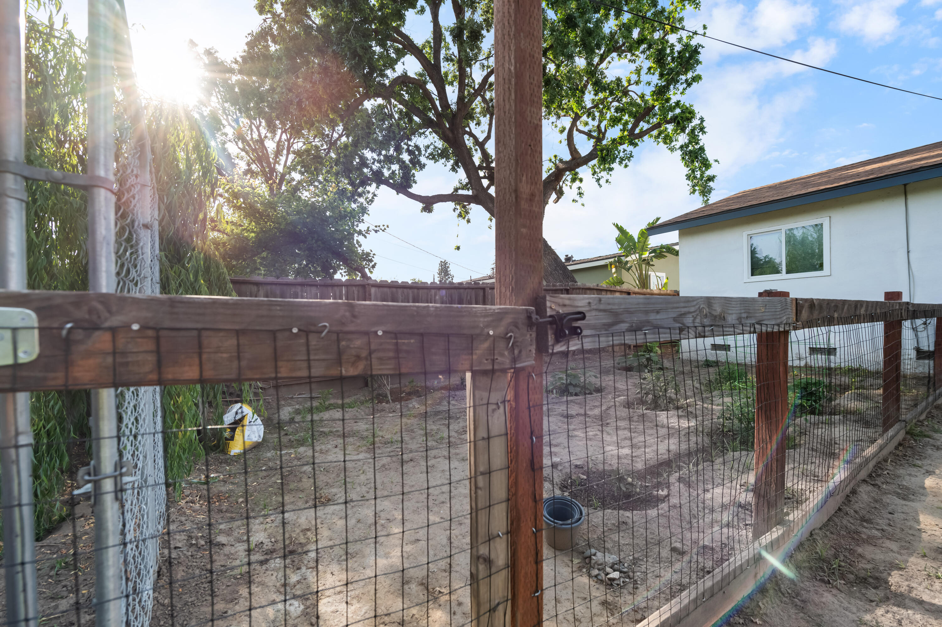 195 E Sandra Avenue