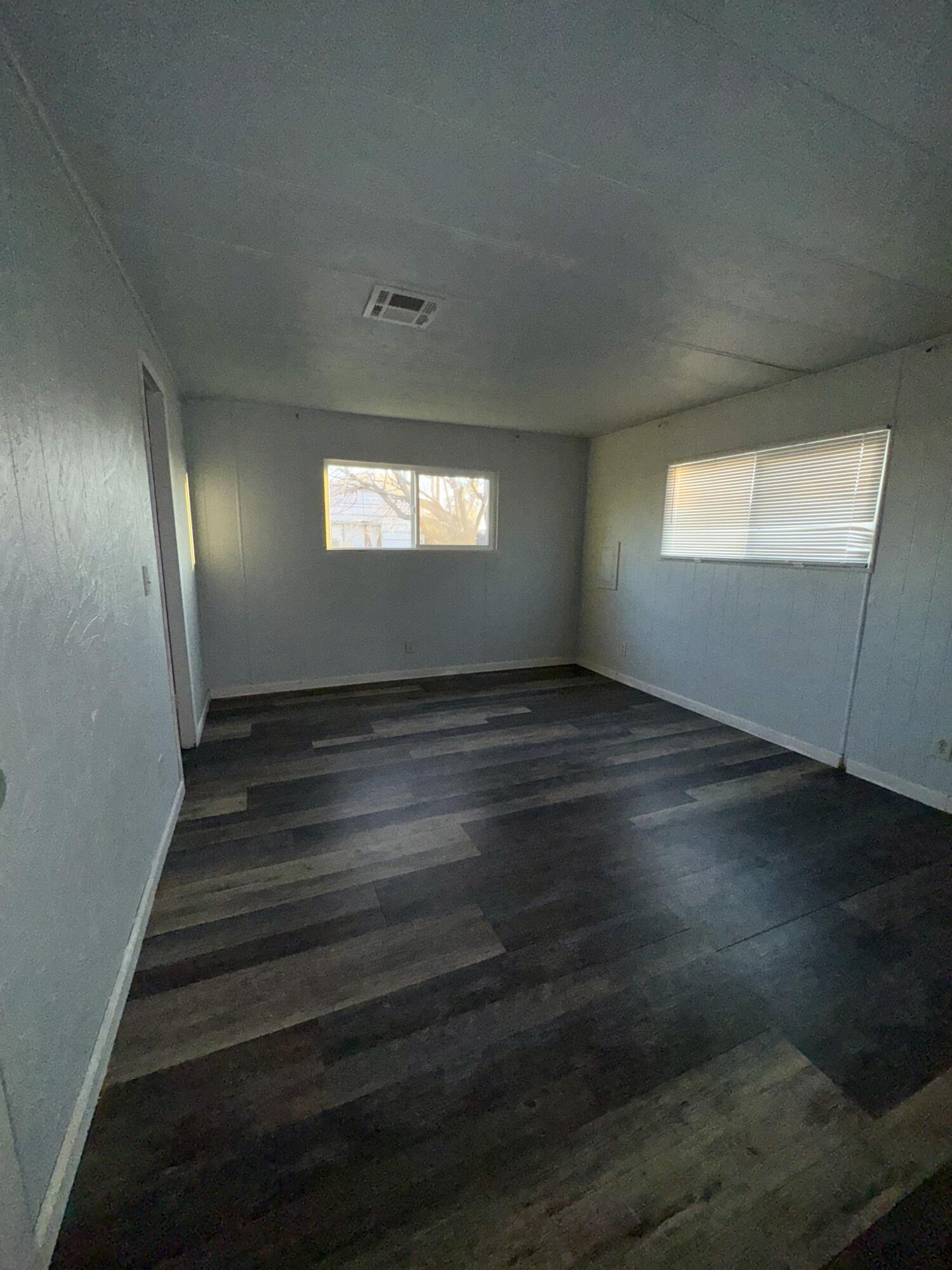 2301 S Divisadero Street, 98